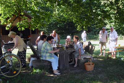 Picknick an der Rentnerhütte in Büchelberg